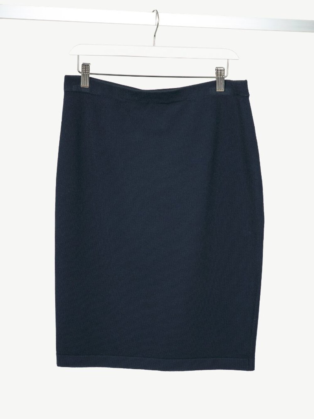 D. Exterior Navy Knit Pull-On Pencil Skirt